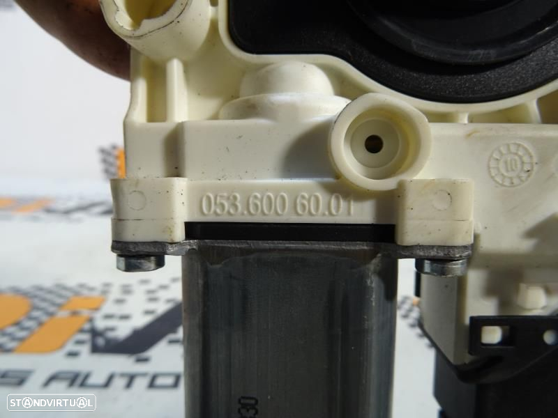 Motor Do Elevador De Vidro Traseiro Esquerdo Seat Leon (1P1)  1K095970 - 9
