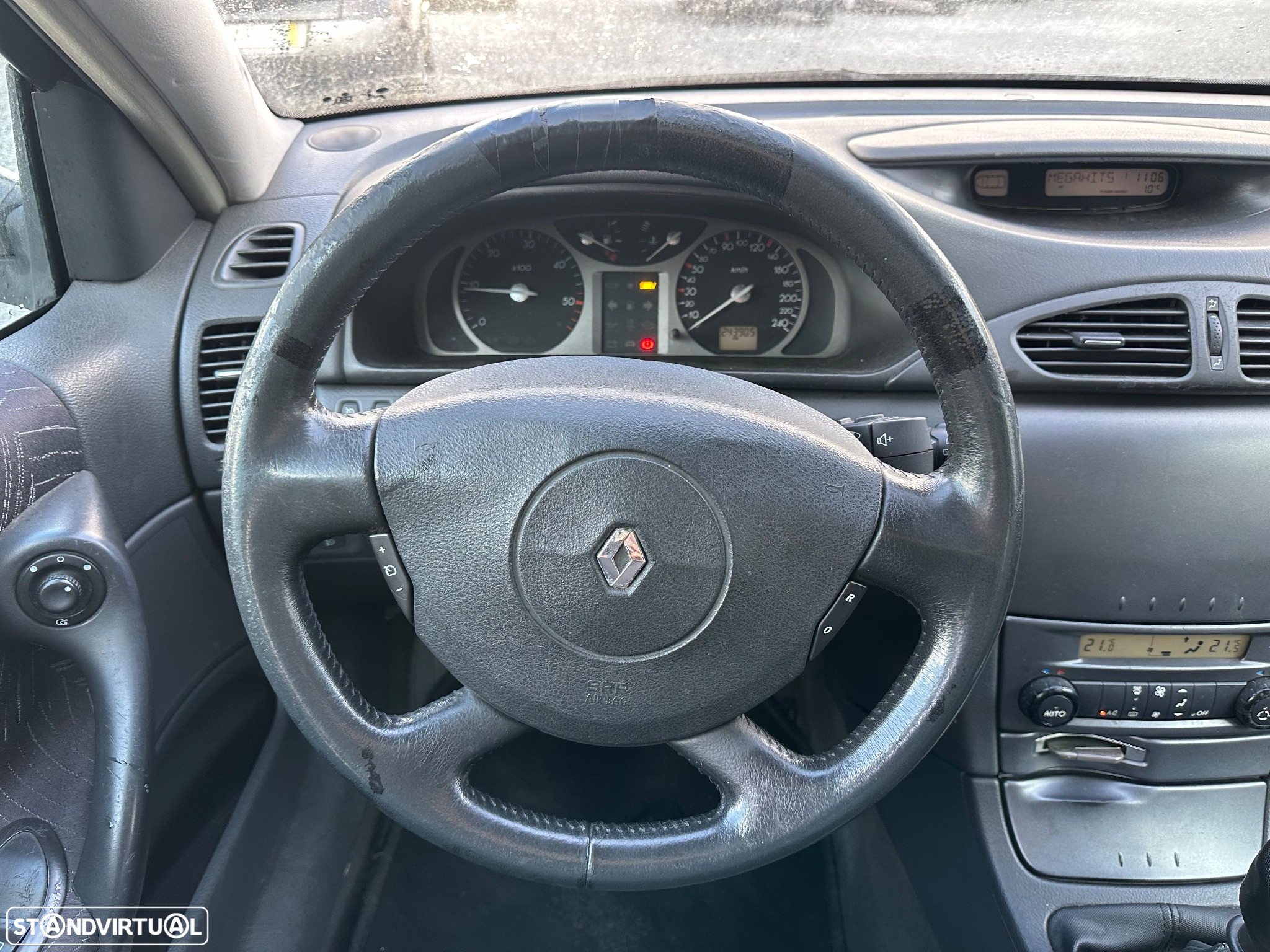 Renault Laguna Break 1.9 dCi Dynamique Luxe - 12