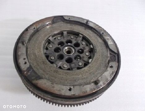 Koło dwumasowe zamachowe  BMW F10 F20 F30 8605090 - 1