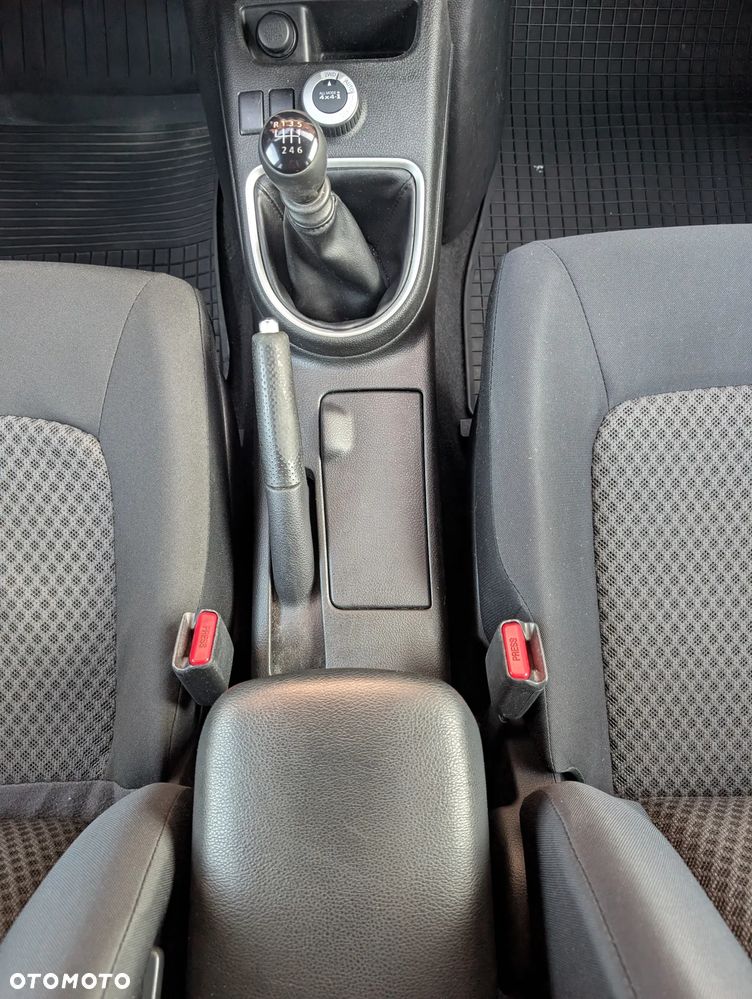 Nissan X-Trail 2.0 XE - 29