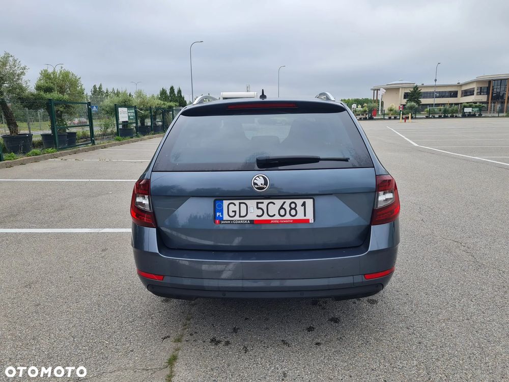 Skoda Octavia 2.0 TDI SCR 4x4 Style DSG - 4