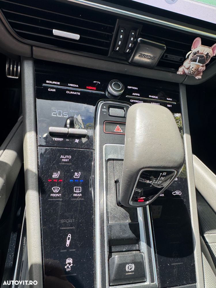 Porsche Cayenne Turbo Tiptronic S - 11