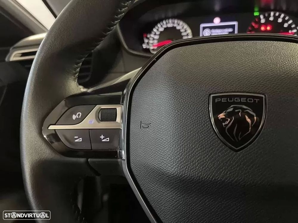 Peugeot 208 1.2 PureTech Active - 25