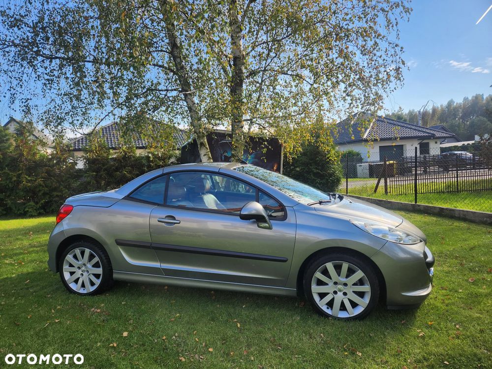 Peugeot 207 2007 photo 4