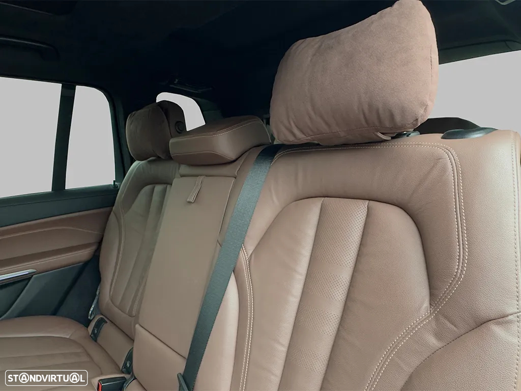 BMW X7 40 d xDrive Pack M - 11