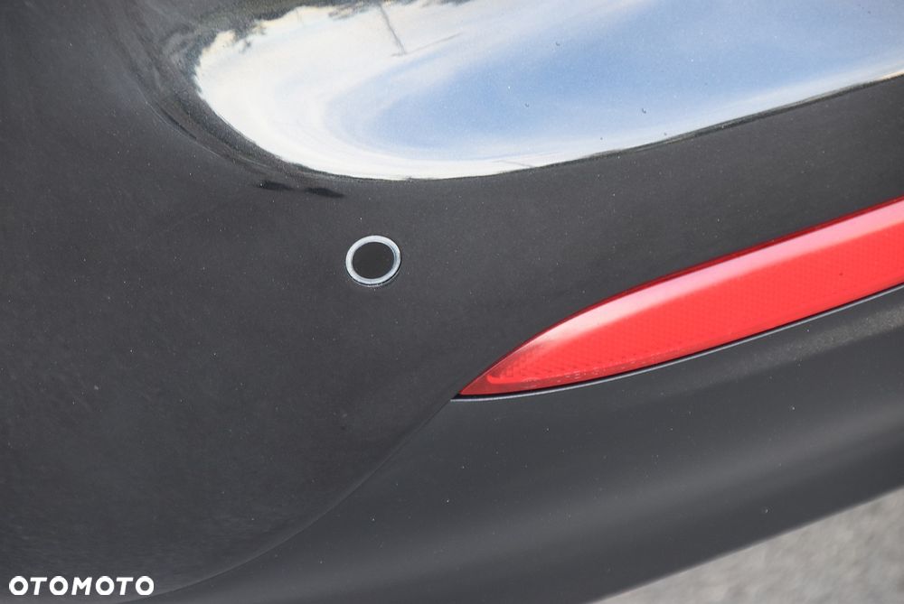 Kia Ceed - 12