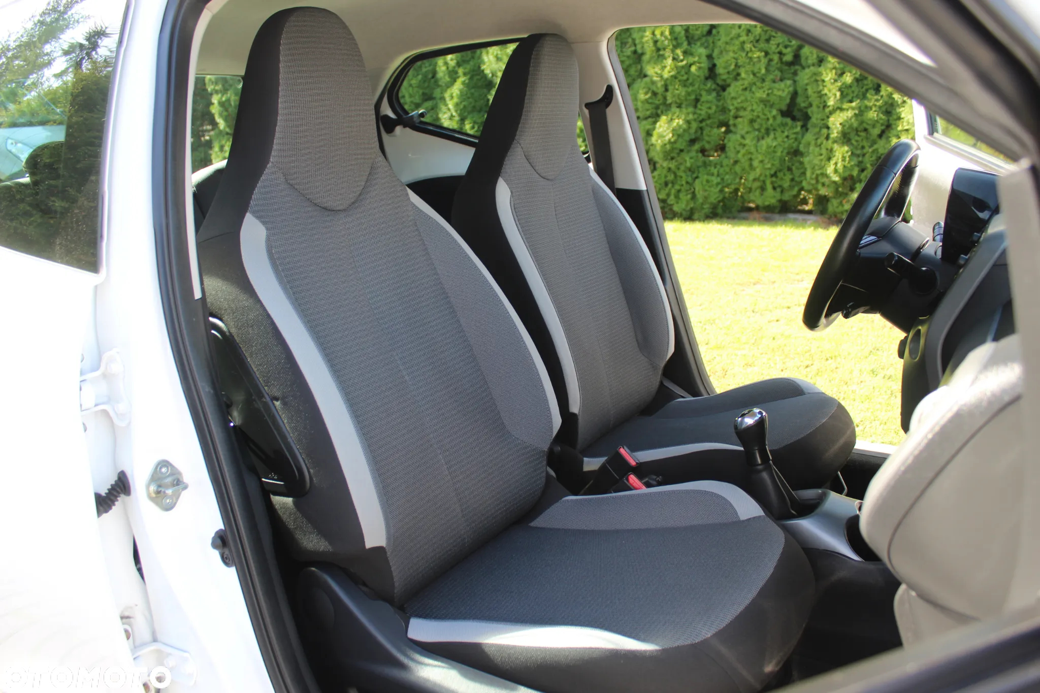 Toyota Aygo 1.0 VVT-i Color Edition - 24