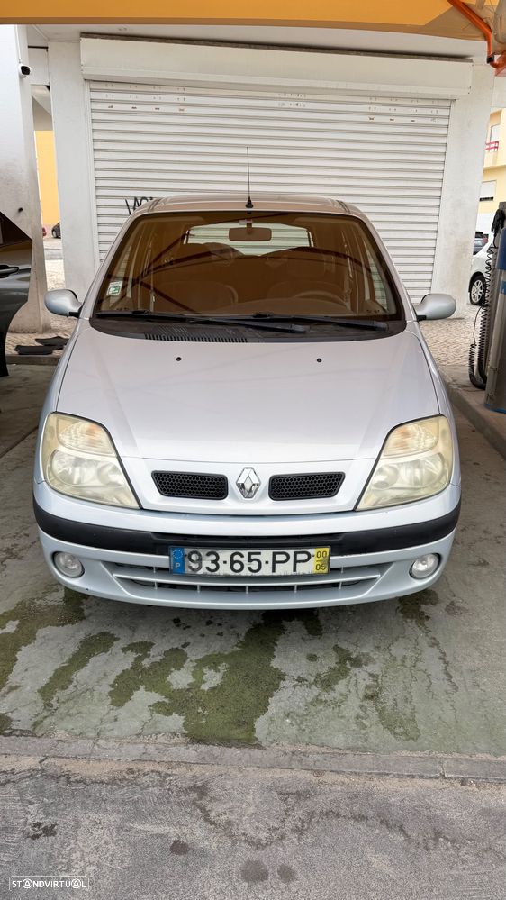 Renault Scénic 1.4 16V RXE AC - 2
