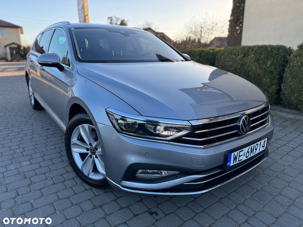 Volkswagen Passat Variant 2.0 TDI EVO Elegance DSG - 4