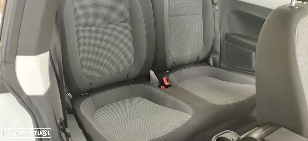 VW New Beetle 1.6 TDi Design - 17