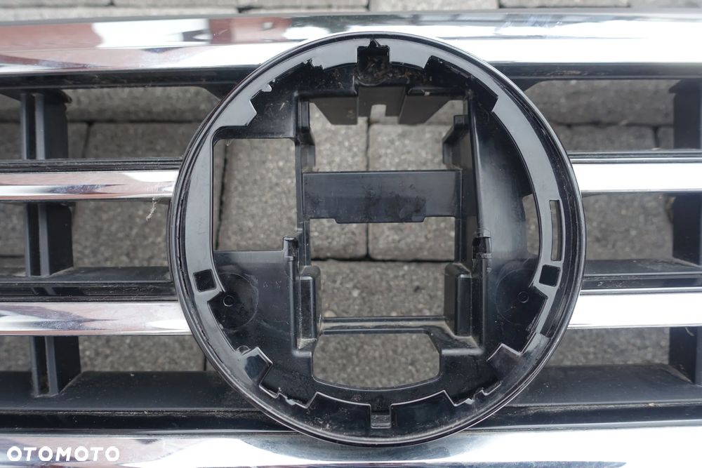 ATRAPA GRILL PASSAT B8 LIFT 19-24r. 3G0853651BL - 2