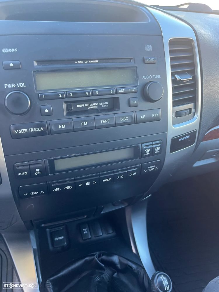 Toyota Land Cruiser Prado - 9