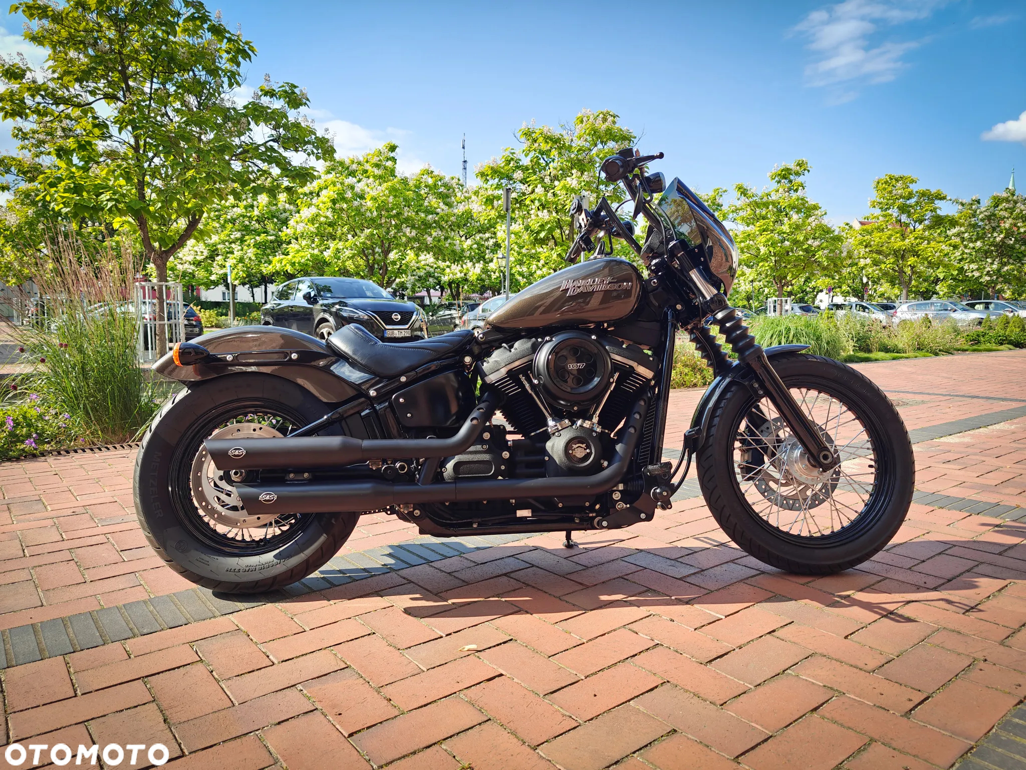 Harley-Davidson Softail Street Bob - 4