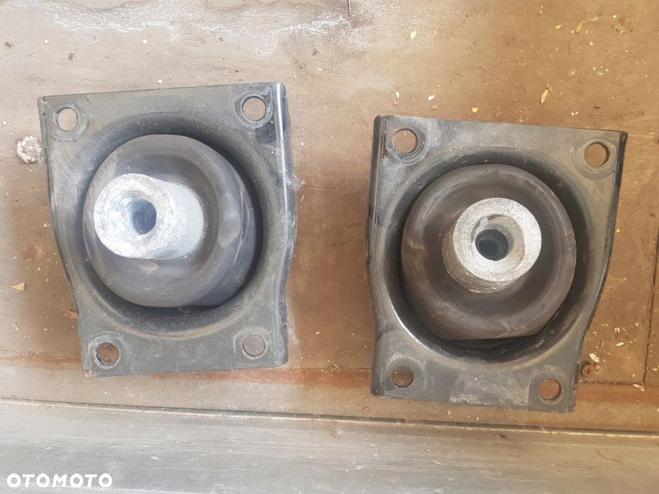 PODUSZKA SILNIKA VOLVO FH4 RENAULT T 21997378 - 4