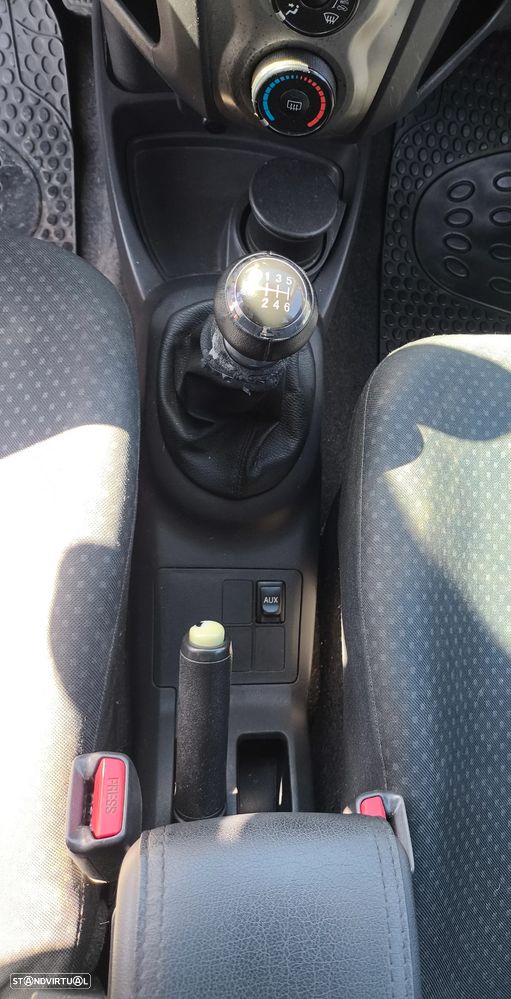 Toyota Yaris 1.4 D-4D Rock In Rio10 - 10