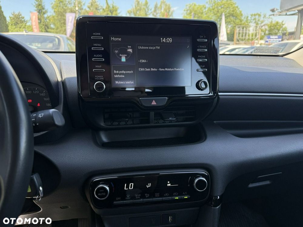 Toyota Yaris Hybrid 1.5 Comfort - 22