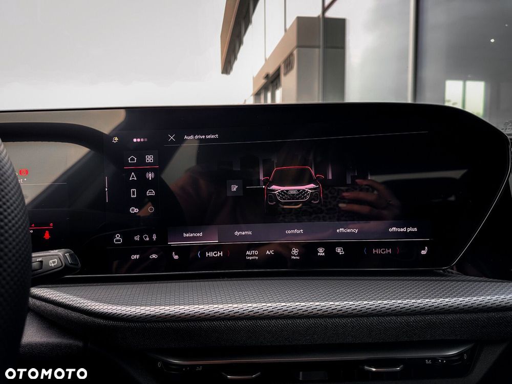 Audi Q5 Sportback - 31