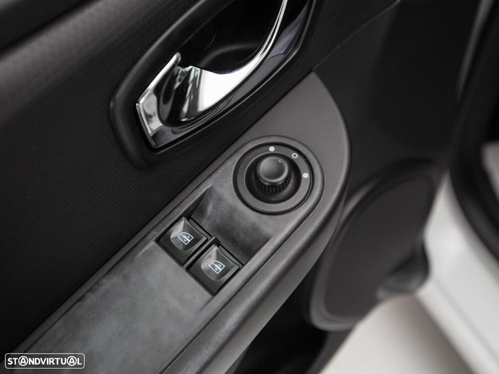 Renault Clio Sport Tourer 1.5 dCi Confort - 12