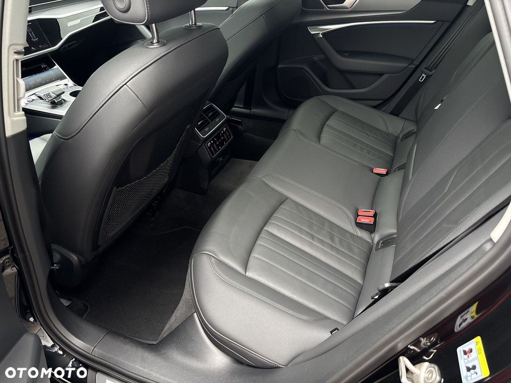 Audi A6 Allroad - 30