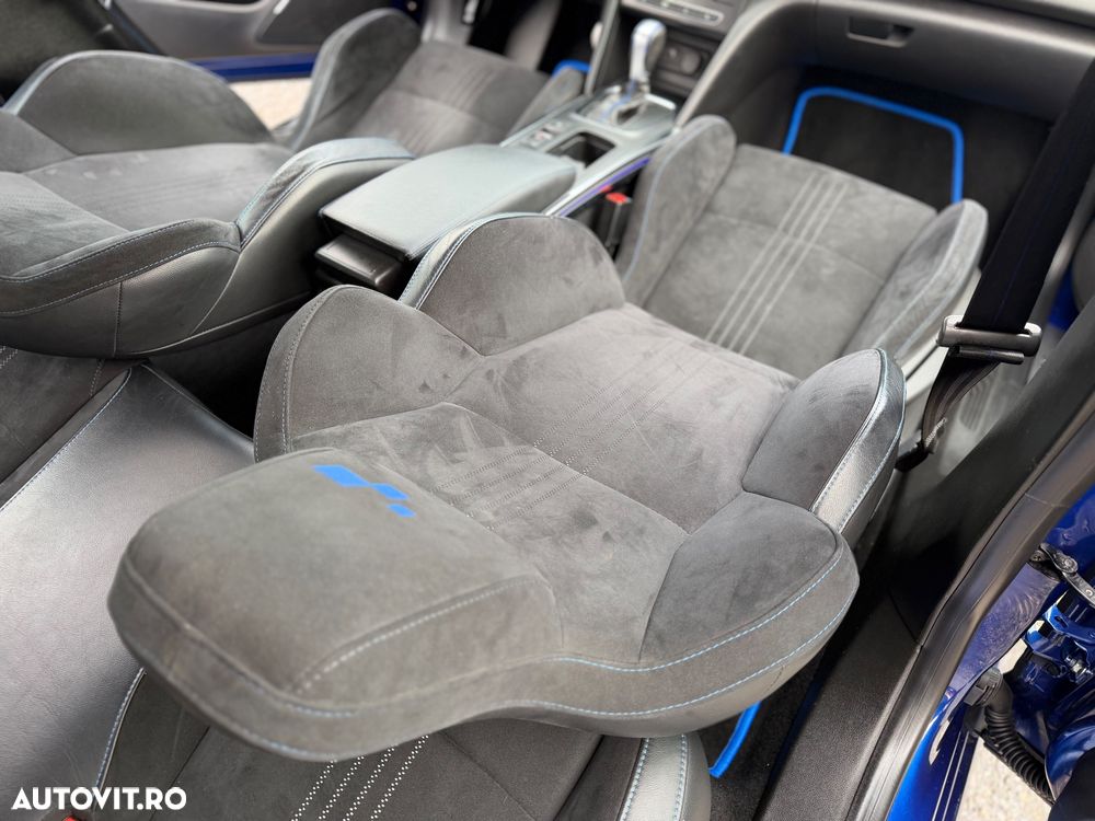 Renault Megane ENERGY TCe 205 EDC GT - 36