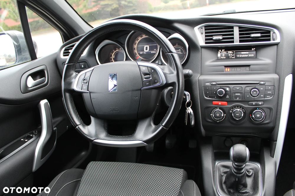 Citroën DS4 PureTech 130 Stop&Start Chic - 17