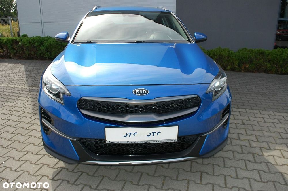 Kia XCeed - 10
