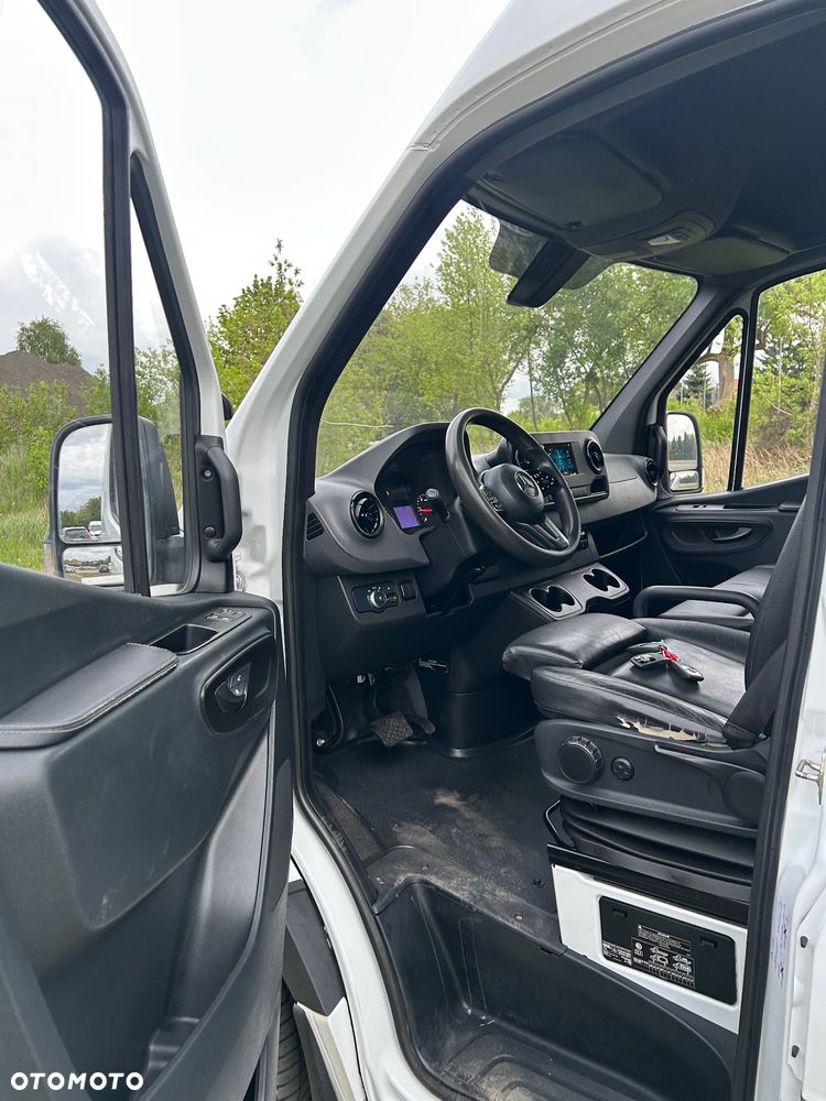 Mercedes-Benz sprinter - 16