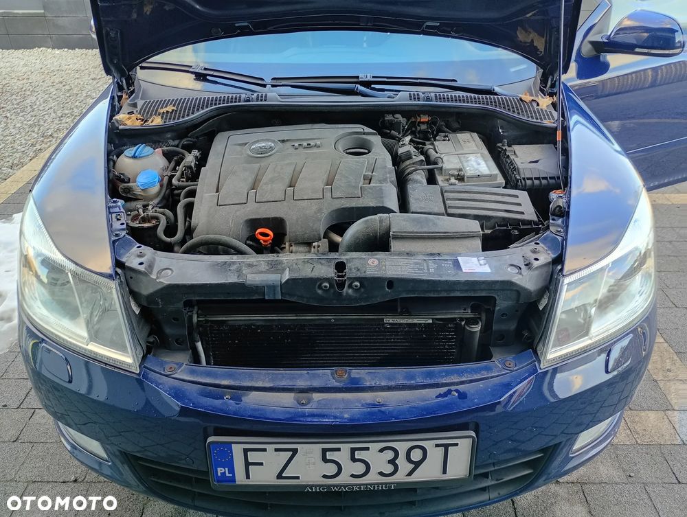 Skoda Octavia 1.6 TDI Ambiente DSG - 18