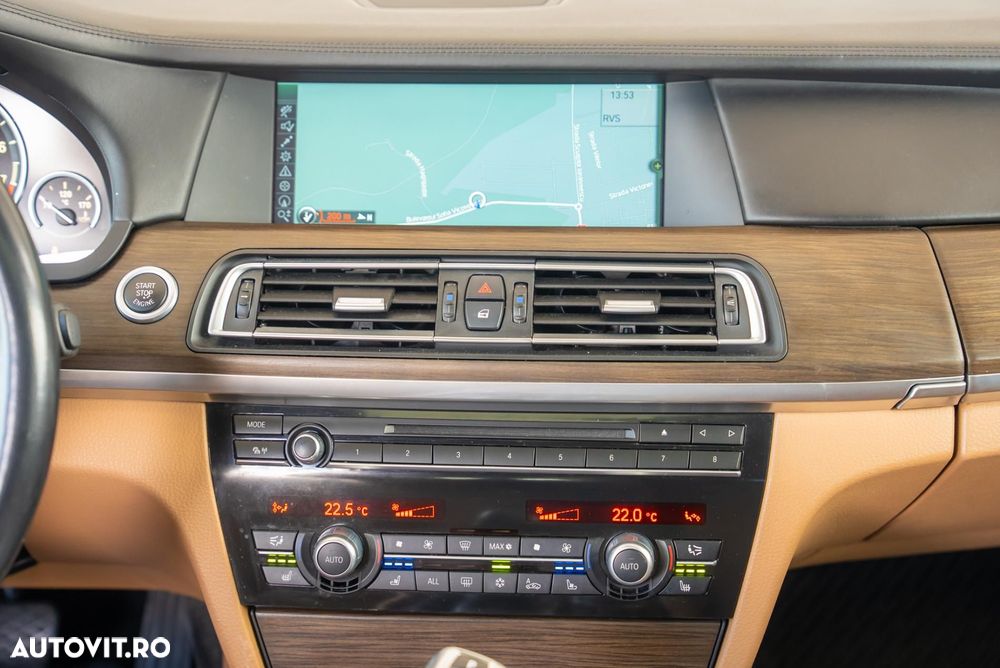 BMW Seria 7 750Li xDrive Aut. - 16