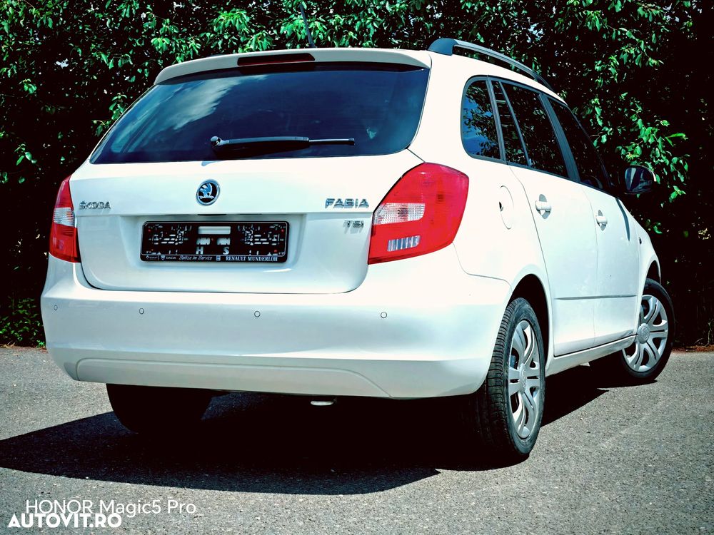 Skoda Fabia 1.2 TSI Fresh - 10