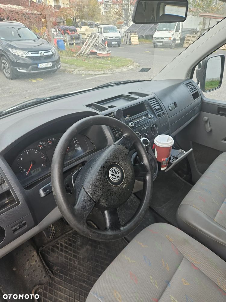 Volkswagen Transporter T5 - 6