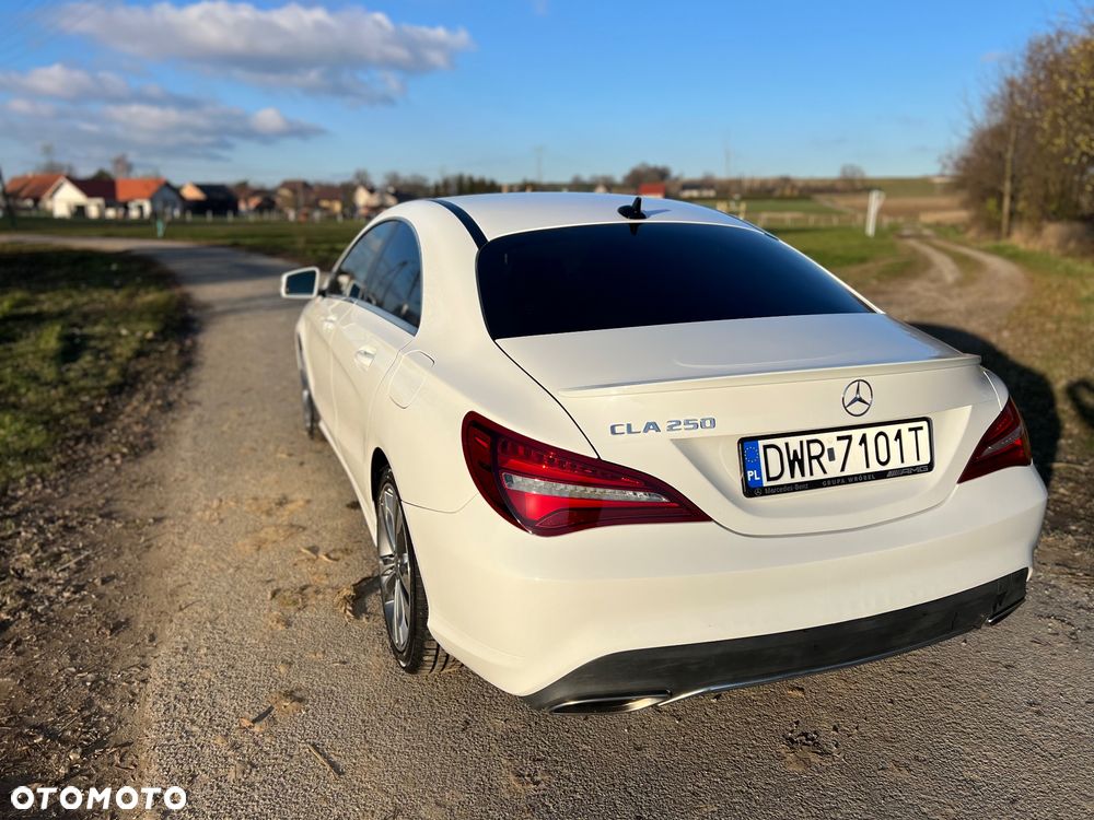 Mercedes-Benz CLA 250 7G-DCT Sport - 9