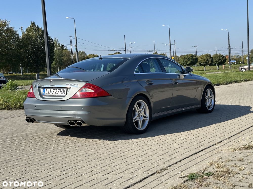 Mercedes-Benz CLS - 24
