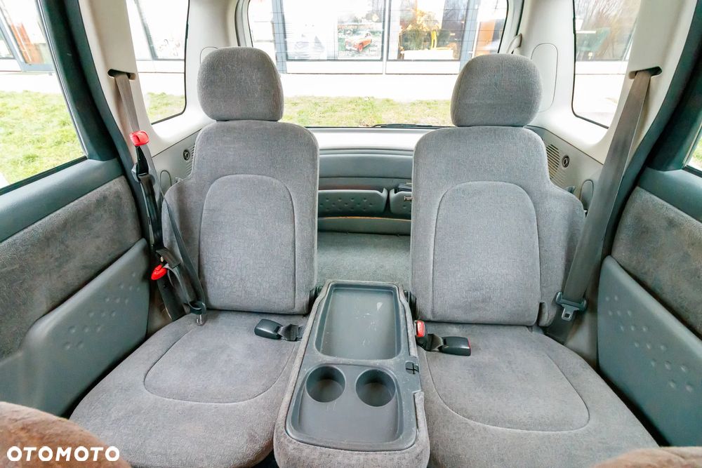 Toyota Yaris Verso 1.3 Sol - 7