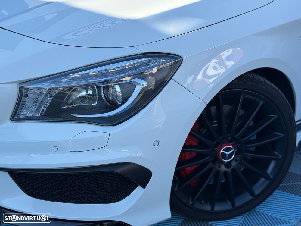 Mercedes-Benz CLA 45 AMG 4Matic 7G-DCT Edition 1 - 4