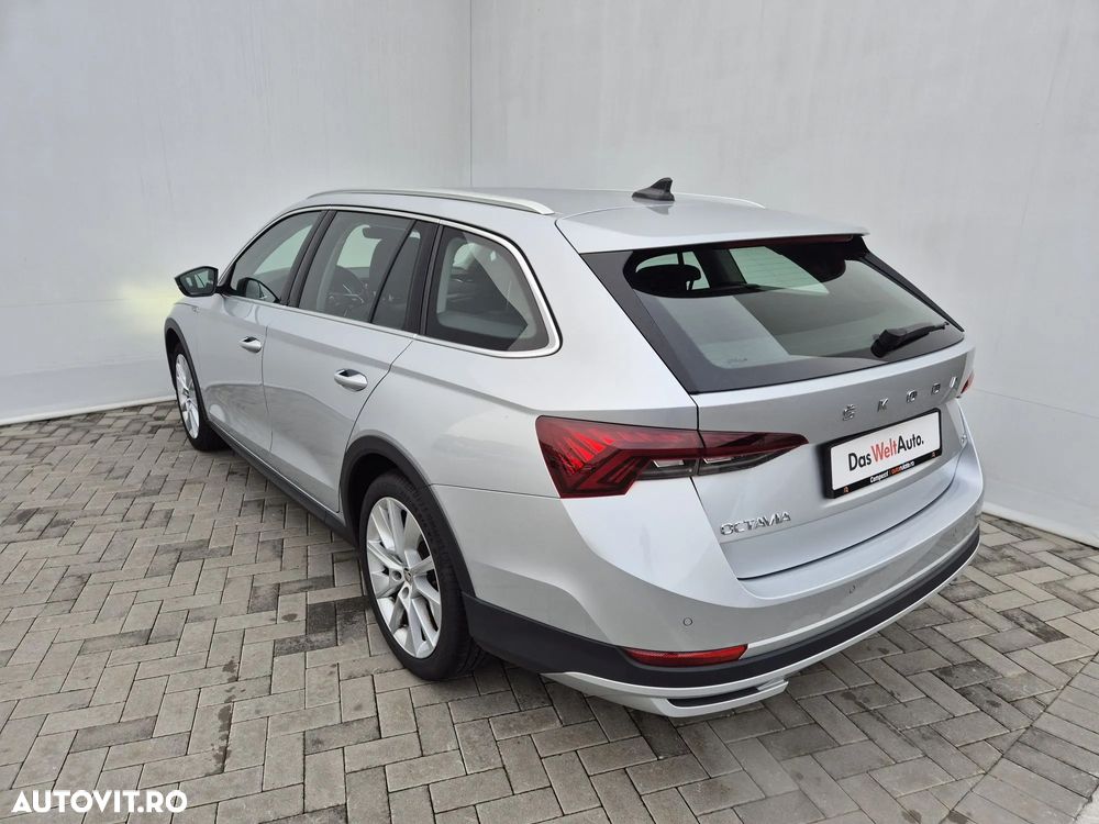 Skoda Octavia Combi 2.0 TDI DSG 4X4 Scout - 3