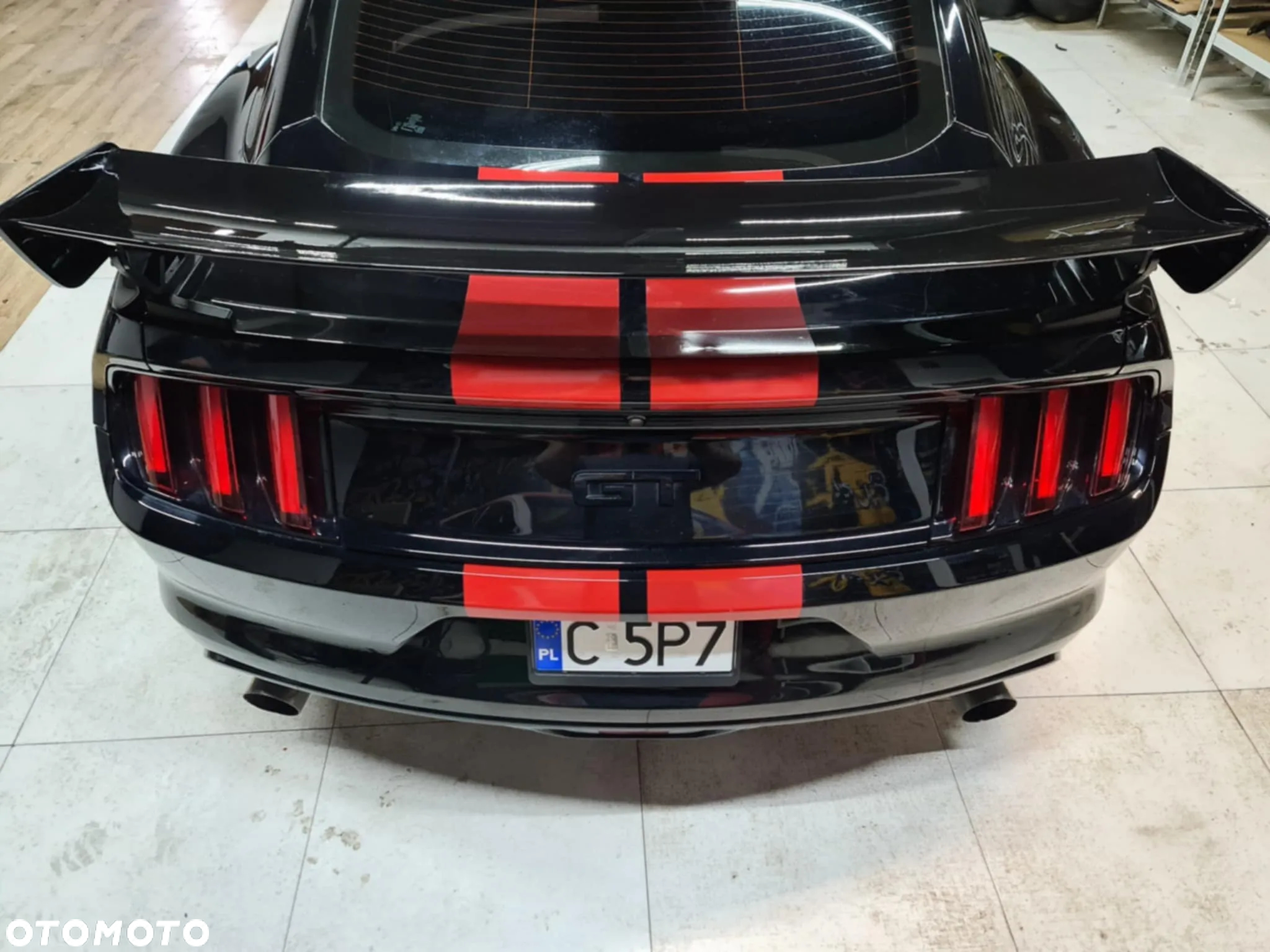 Ford Mustang - 5