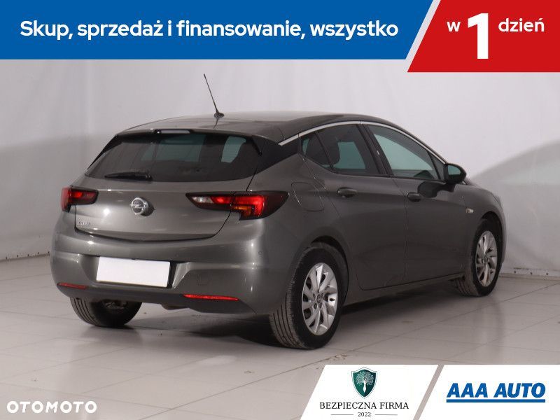 Opel Astra - 7