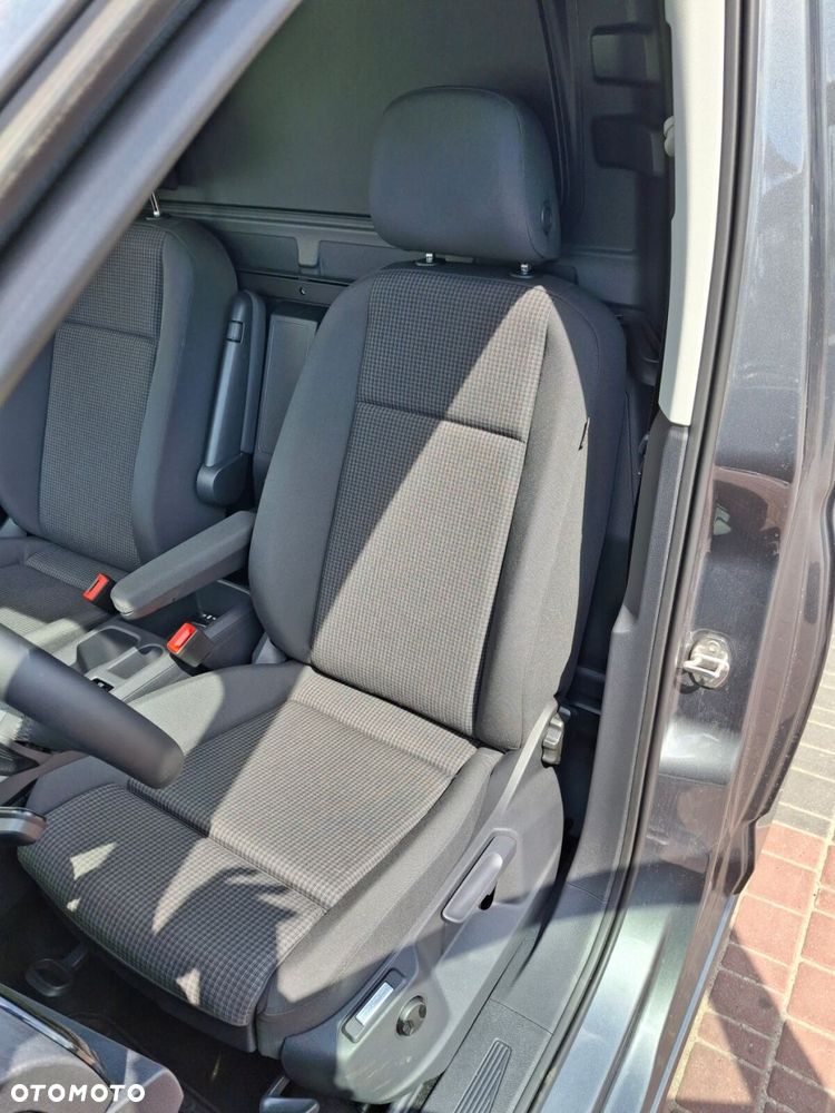 Volkswagen Caddy - 22