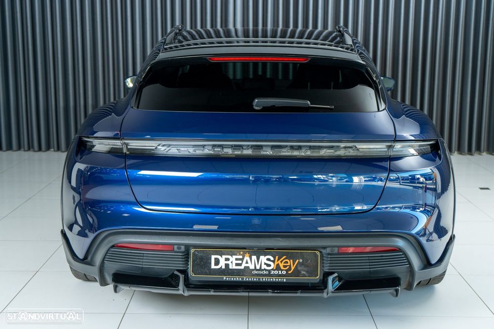 Porsche Taycan Cross Turismo Turbo - 2