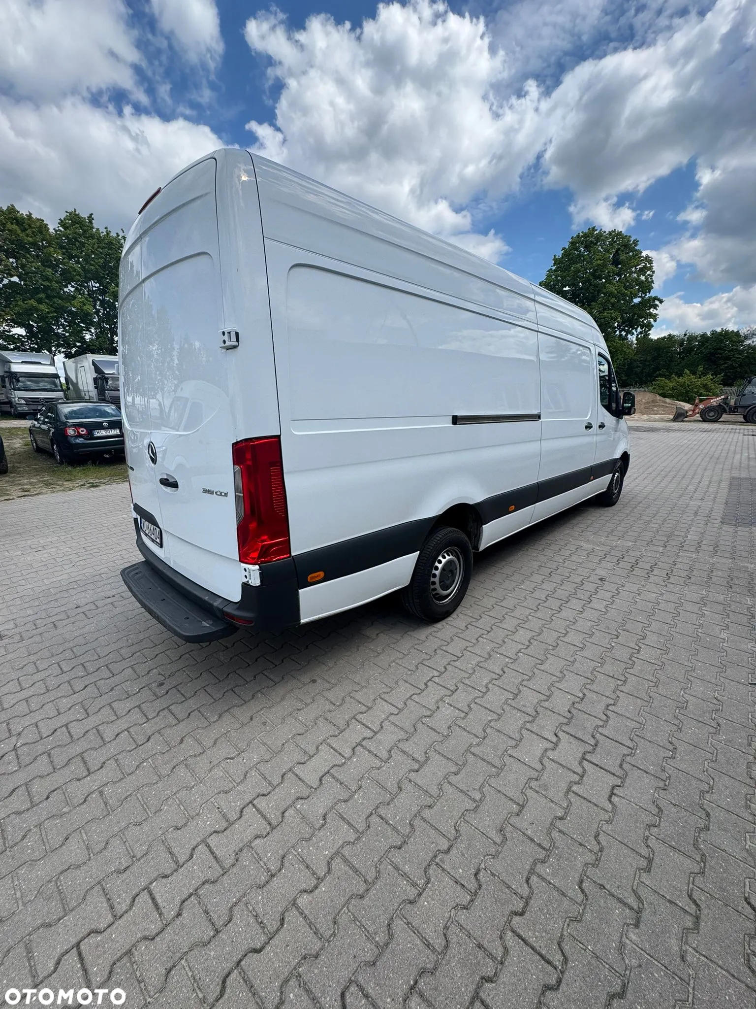Mercedes-Benz SPRINTER - 4