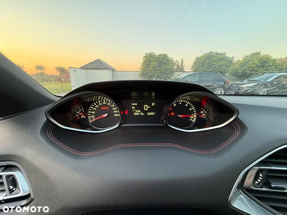 Peugeot 308 PureTech 130 EAT6 Stop & Start GT-Line Edition - 28
