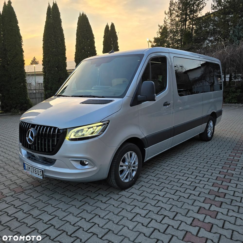 Mercedes-Benz Sprinter - 2