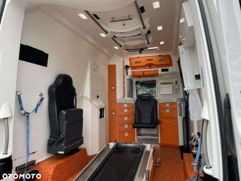 Volkswagen Crafter - 11