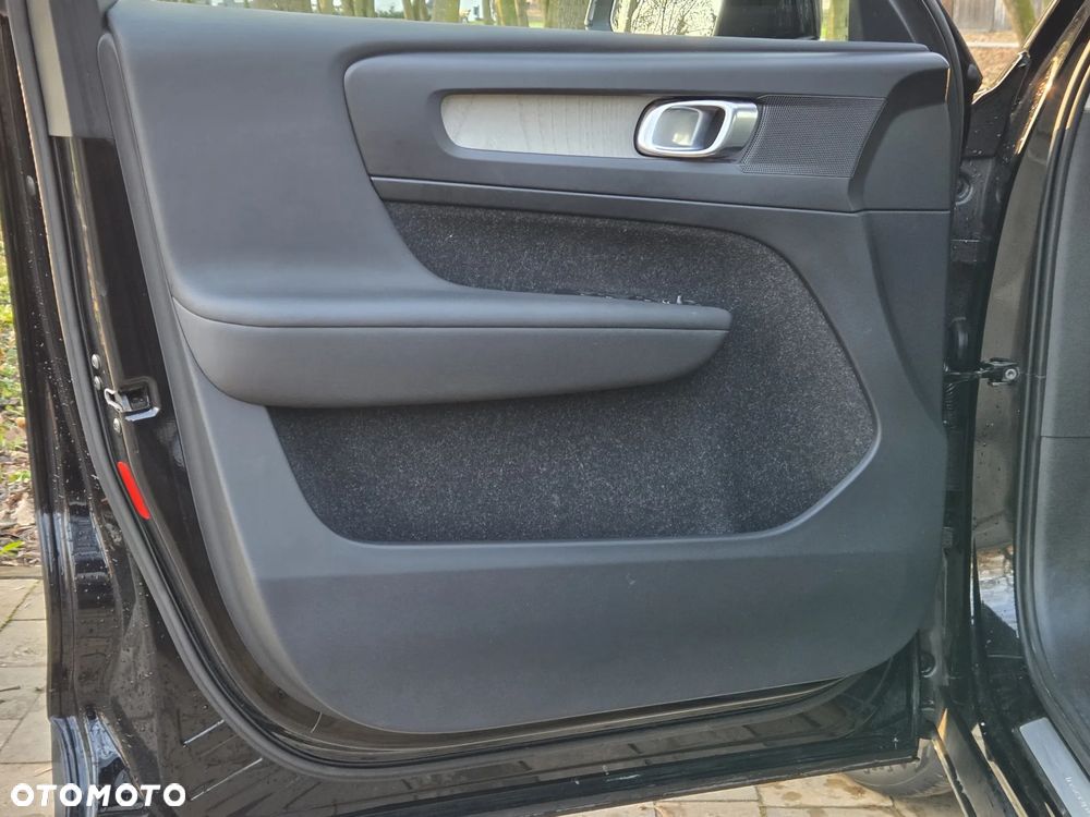 Volvo XC 40 T3 Geartronic Inscription - 11