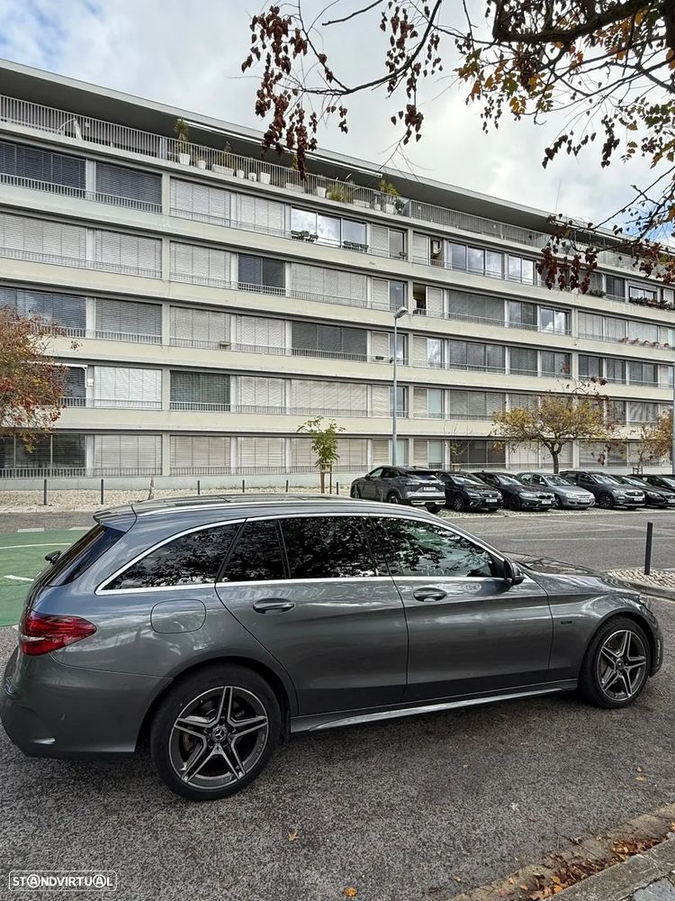 Mercedes-Benz C 300 de AMG Line - 4