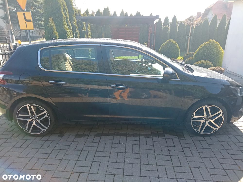 Peugeot 308 1.6 THP Allure - 3