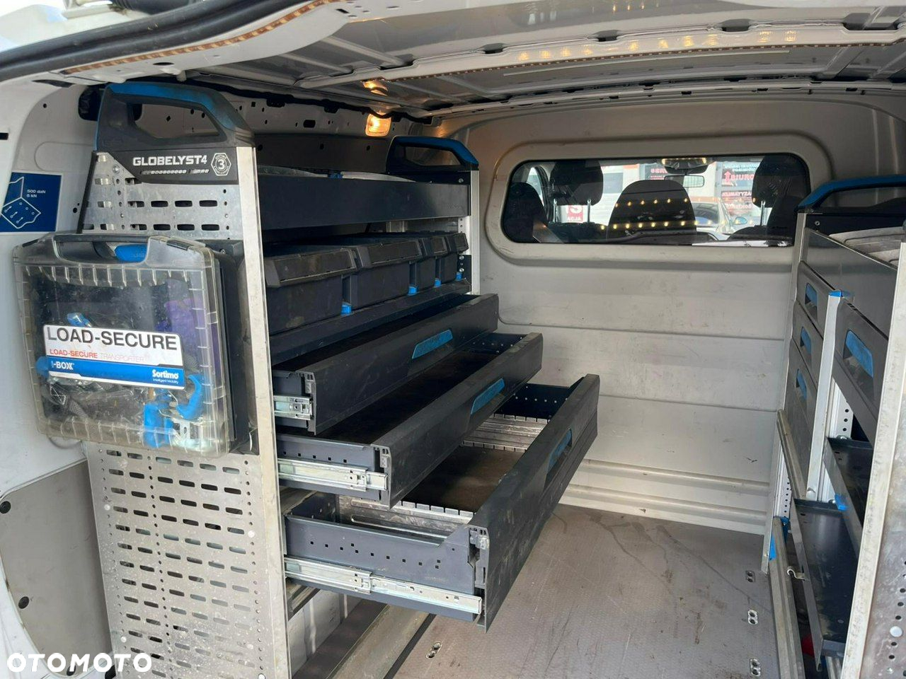 Mercedes-Benz Vito - 25