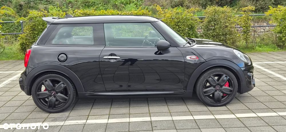 MINI John Cooper Works - 2
