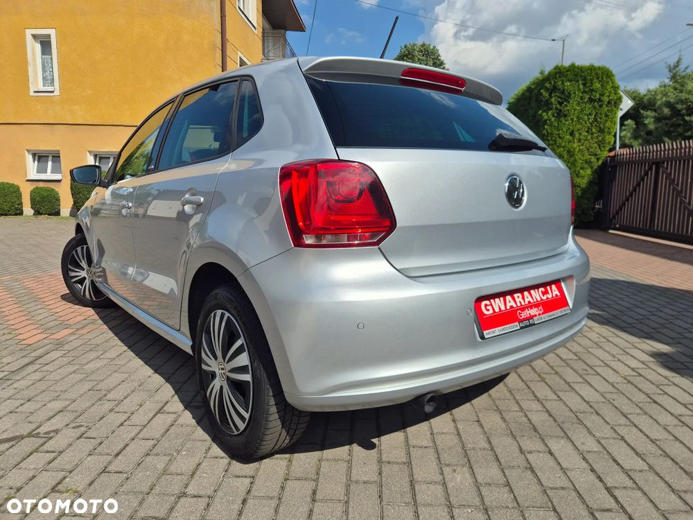 Volkswagen Polo 1.4 16V Highline - 28